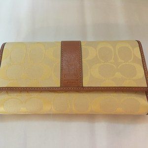 Jacquared Signature C Yellow And Brown Wallet